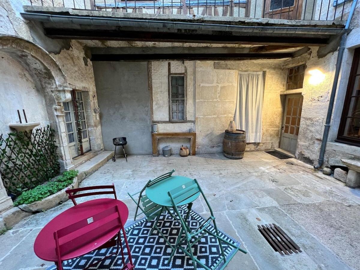 Maison dans quartier historique : La Grenouille Avallon Extérieur photo