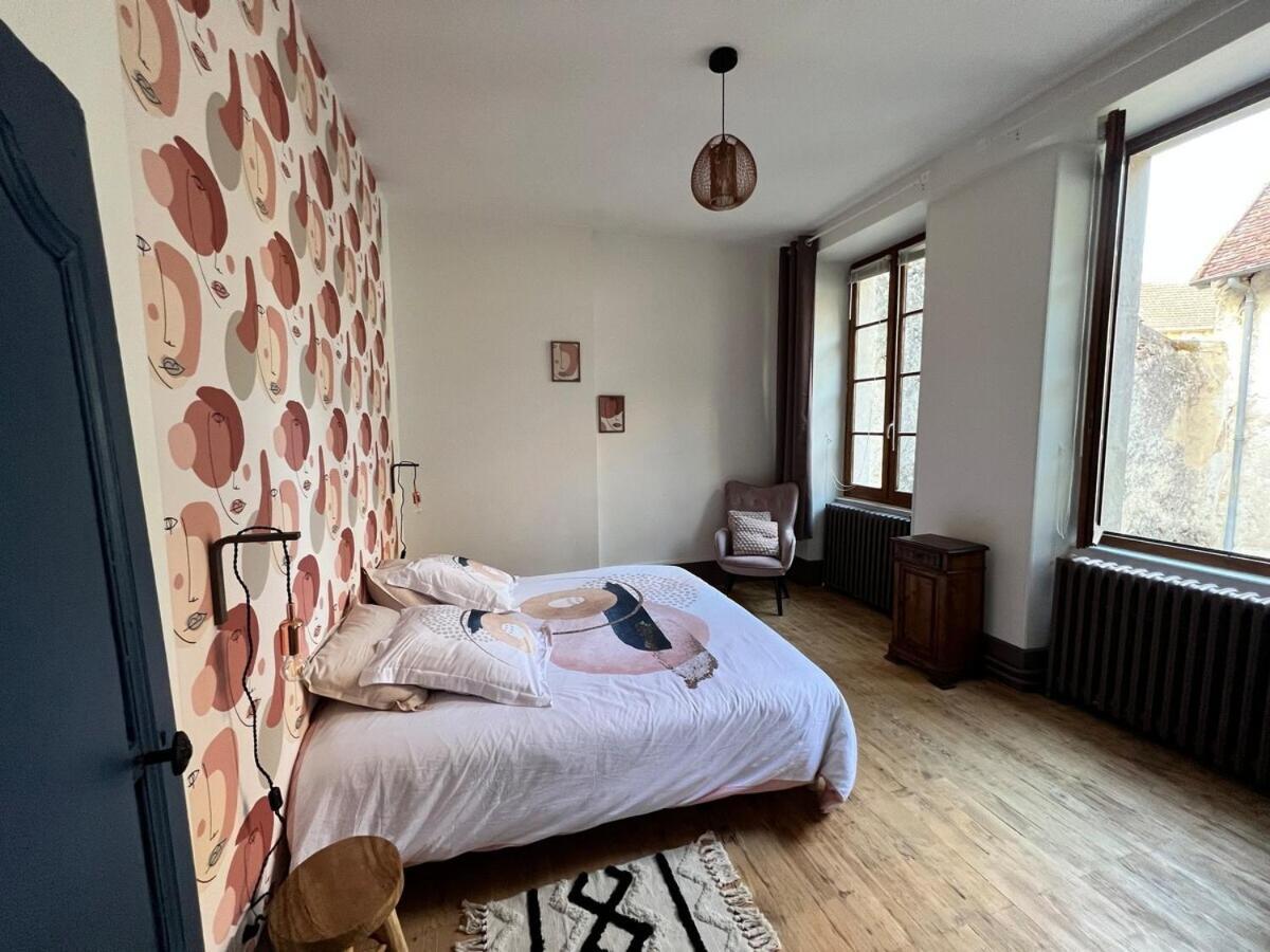 Maison dans quartier historique : La Grenouille Avallon Extérieur photo