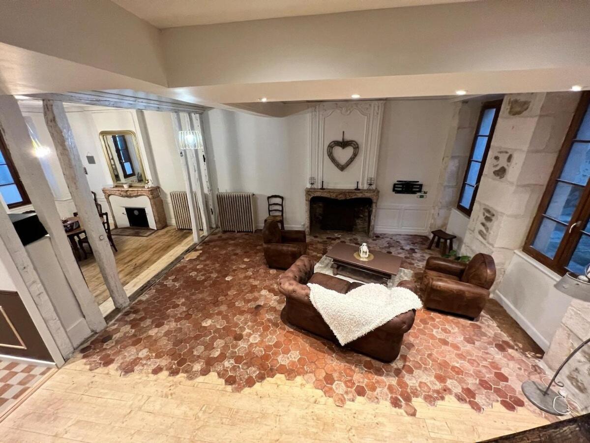 Maison dans quartier historique : La Grenouille Avallon Extérieur photo