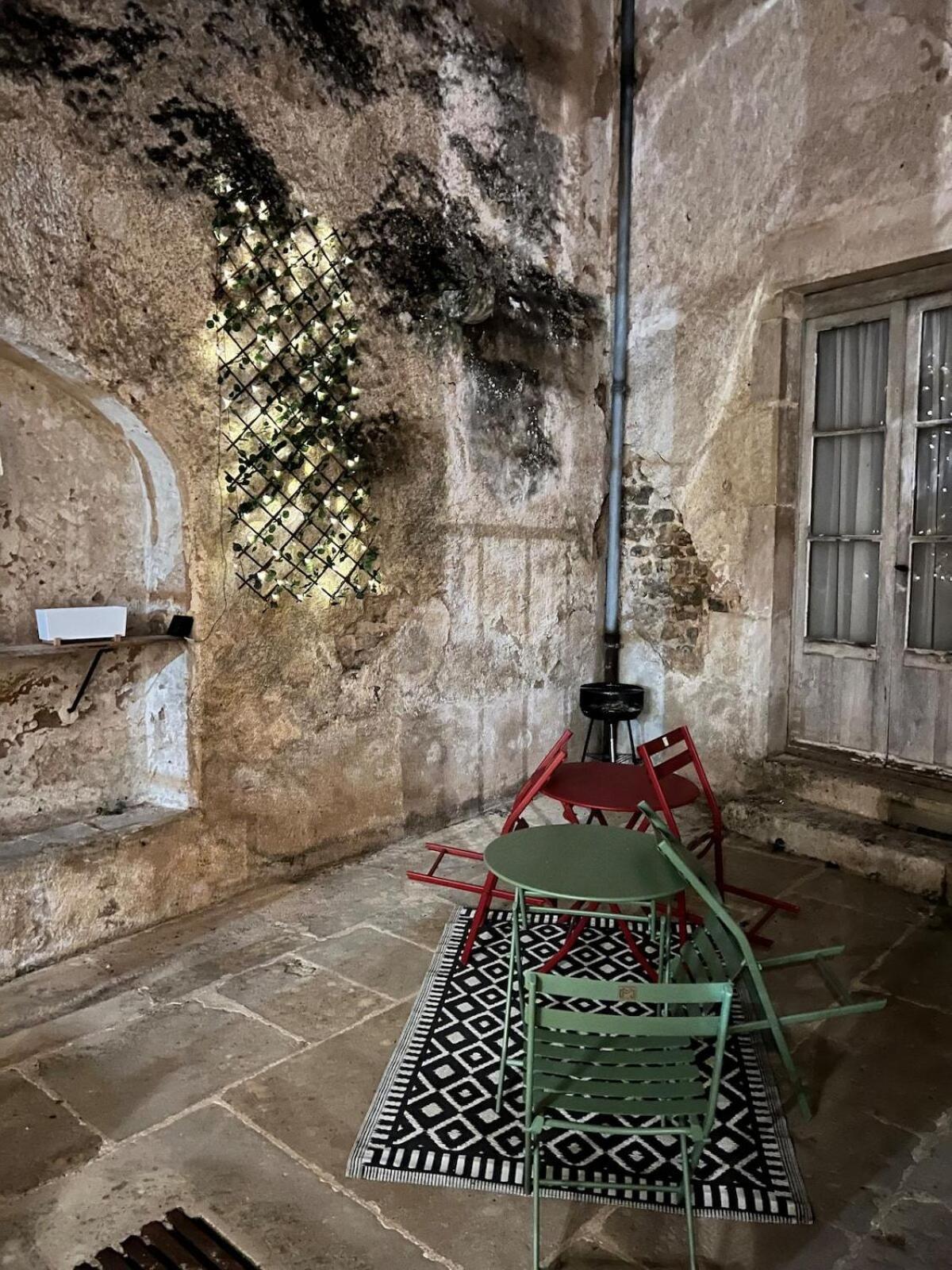 Maison dans quartier historique : La Grenouille Avallon Extérieur photo